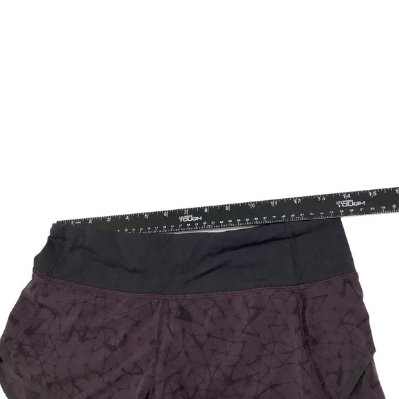 Lululemon Run: Speed Short Sz 4, 4-way Stretch Star Crushed Black Cherry - Picture 6 of 12